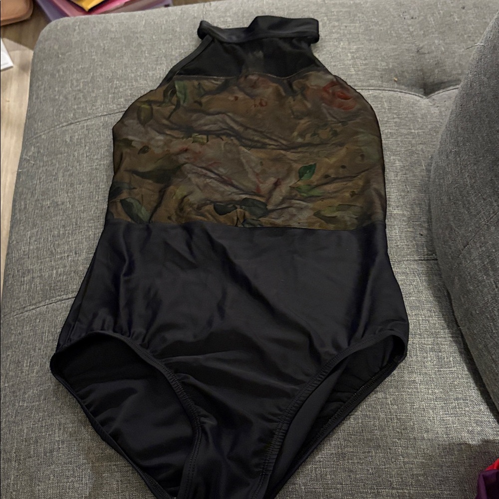 Folk Black and Tan Dancewear